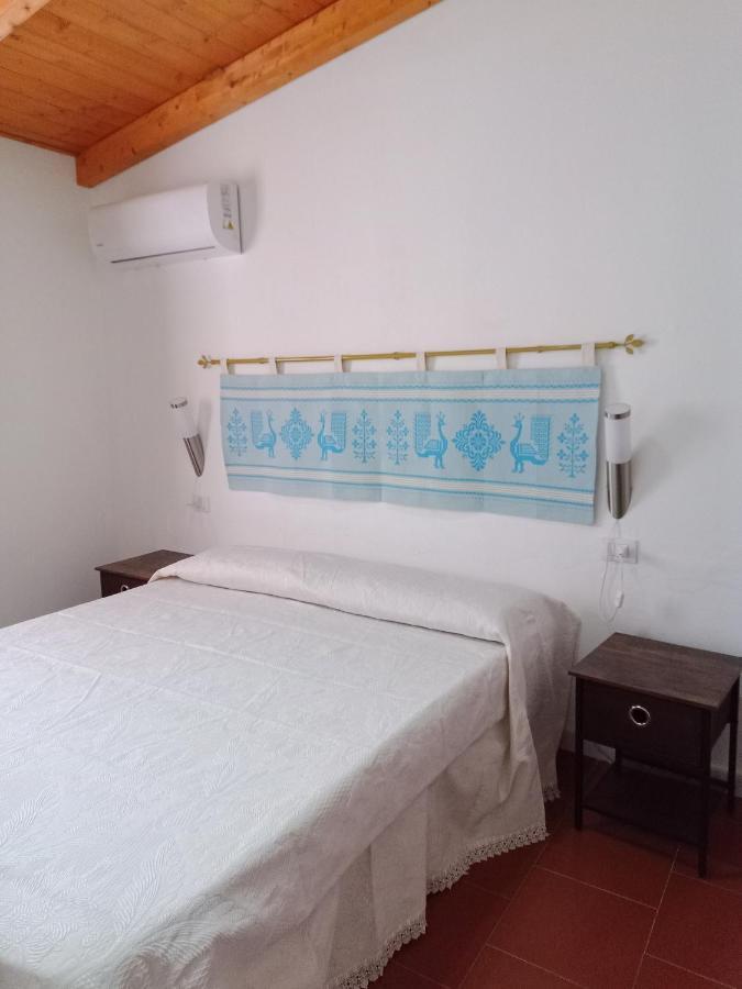 Casa Vacanza Ligustro Appartamento Il Toro Sant'Antioco Exterior photo